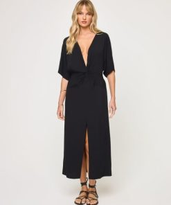 Tryston.shop2211f909f7 1