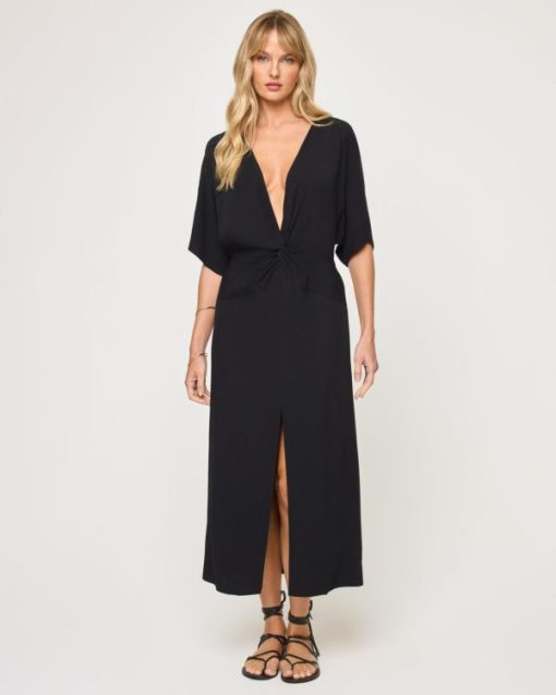 Tryston.shop2211f909f7 1