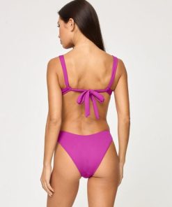 Tryston.shop63805a2945 1
