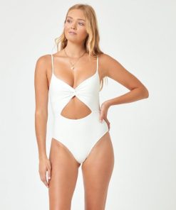 Tryston.shop7c6f13952c 2