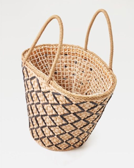 Tryston.shopb011377ddf 2