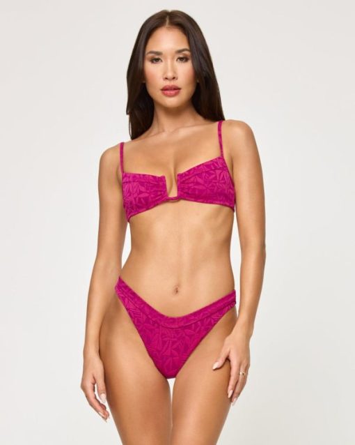 Tryston.shopcb403eaa1b 2